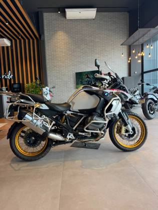 BMW R 1250 GS ADVENTURE PREMIUM RALLYE BMW R 1250 GS ADVENTURE PREMIUM RALLYE